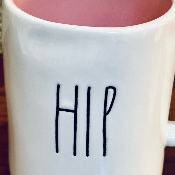 🌟HP🌟NWT Rae Dunn Easter Hip Hop Mug Artisan Collection by Magenta - Picture 3 of 6